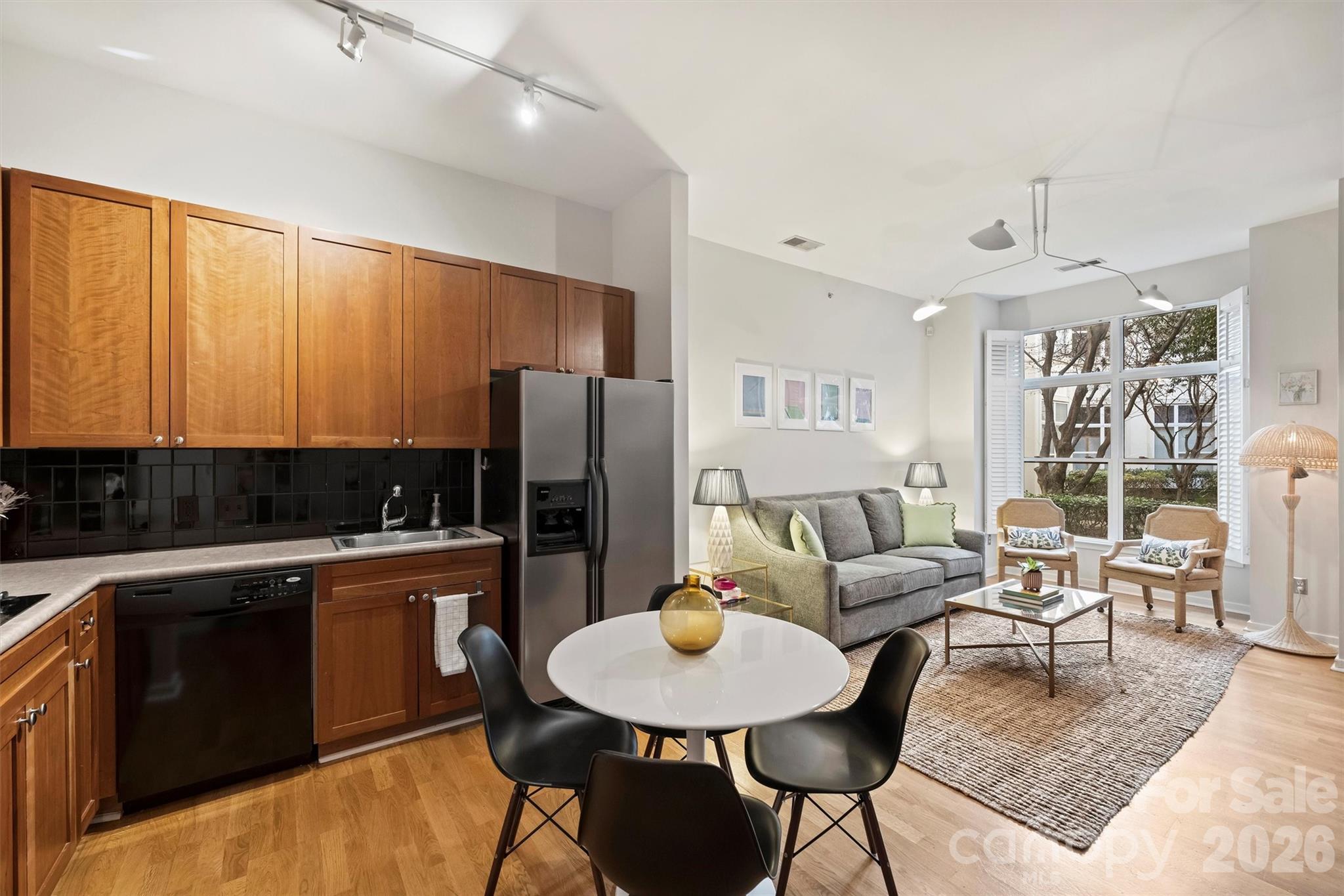 2125 Southend Drive Unit: 132