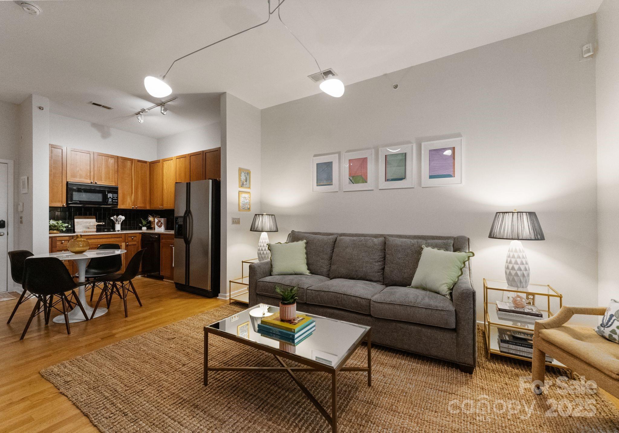 2125 Southend Drive Unit: 132