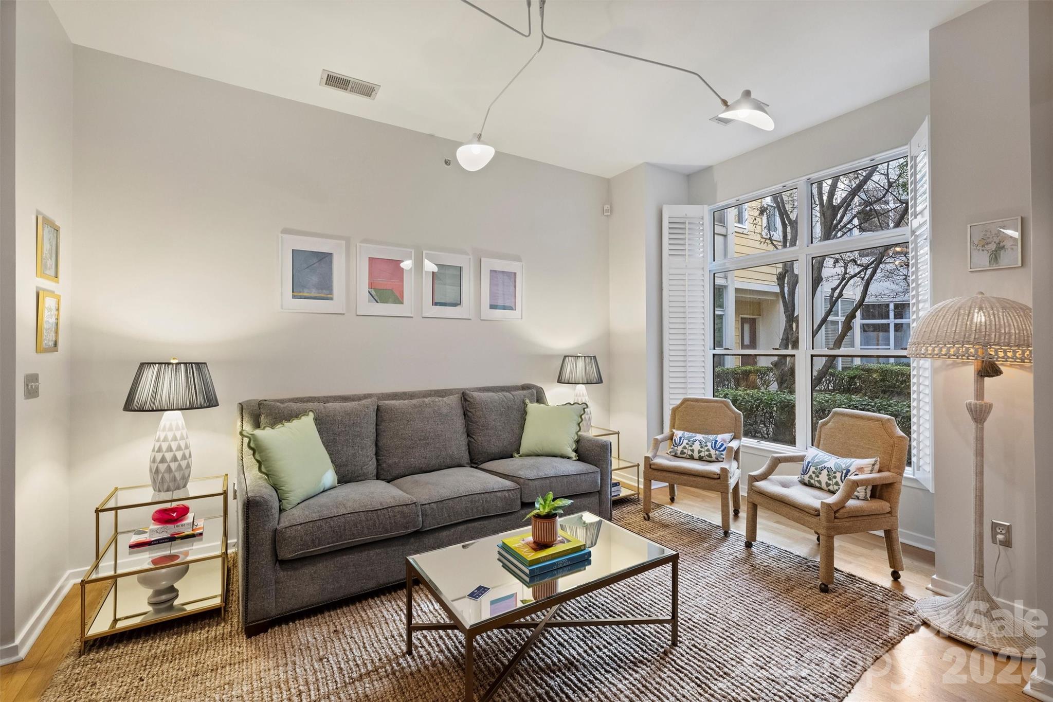 2125 Southend Drive Unit: 132