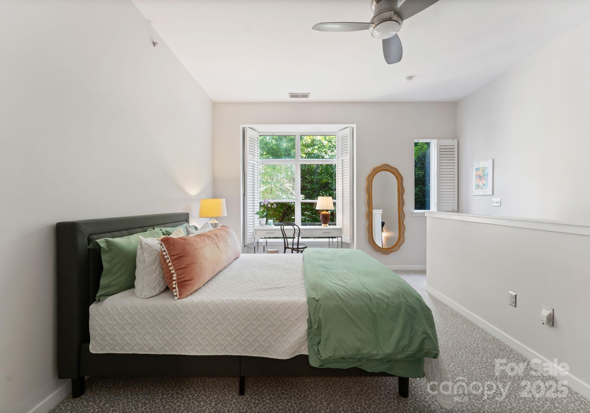 2125 Southend Drive Unit: 132