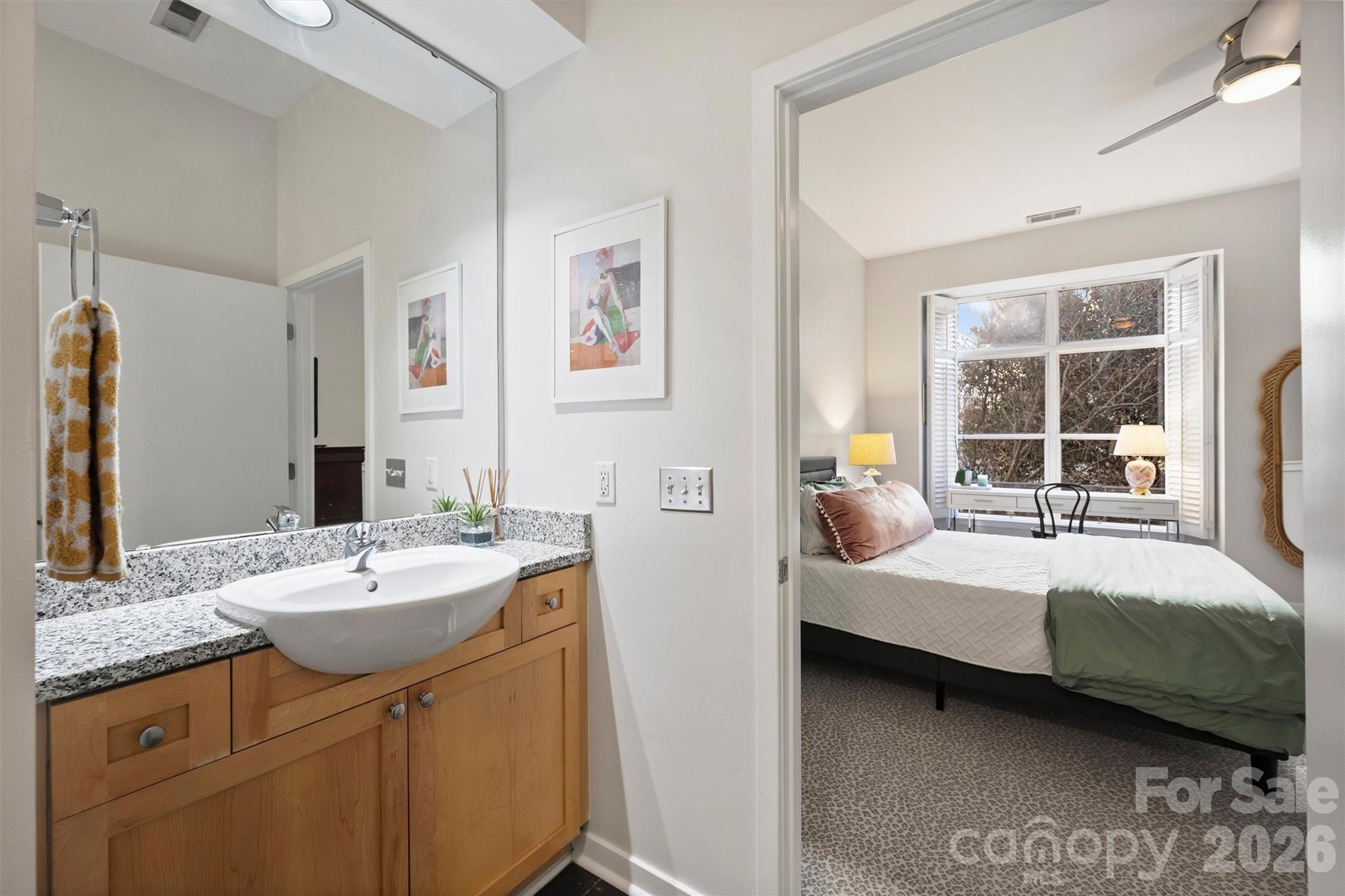 2125 Southend Drive Unit: 132