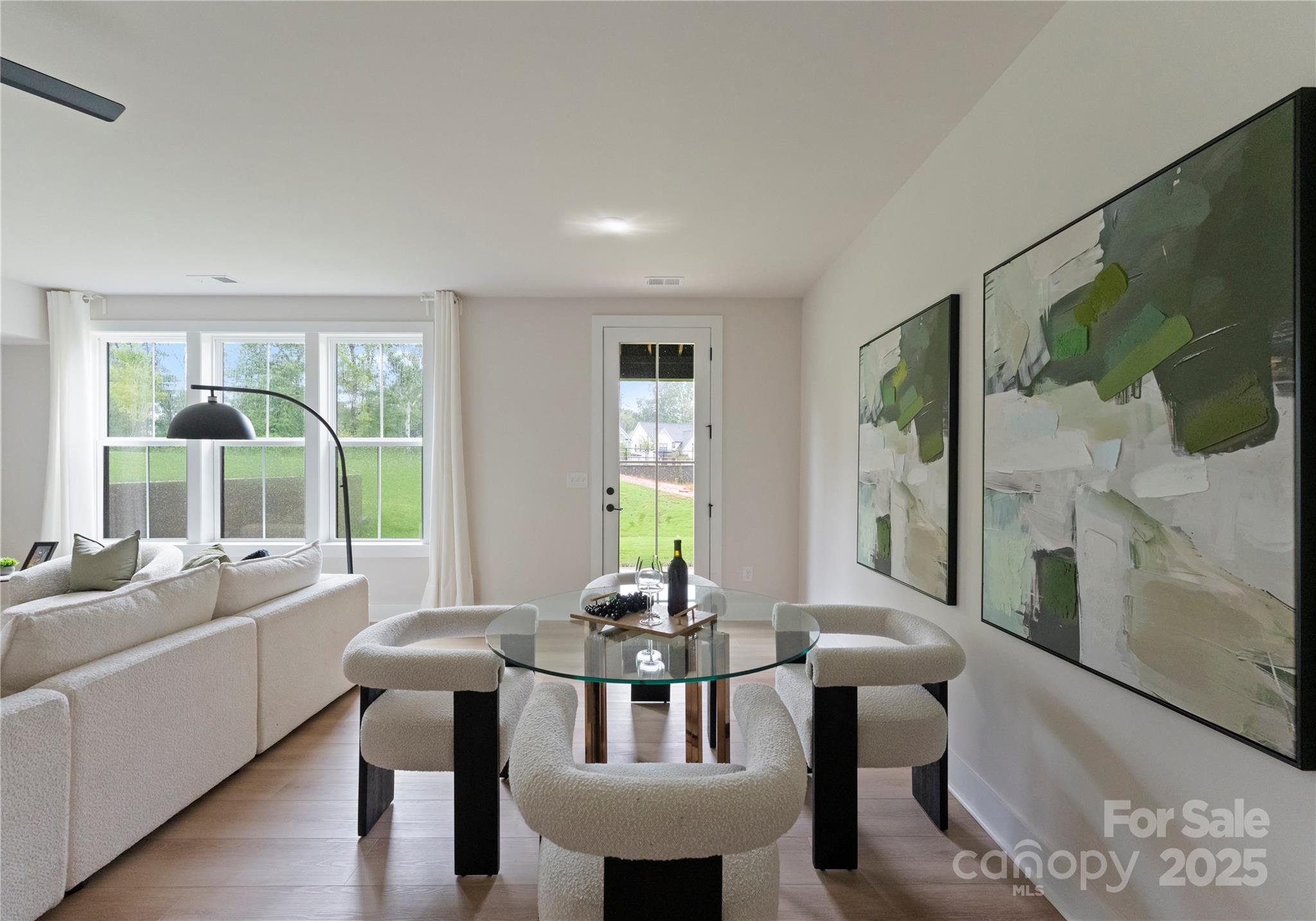 3009 Kinger Lane