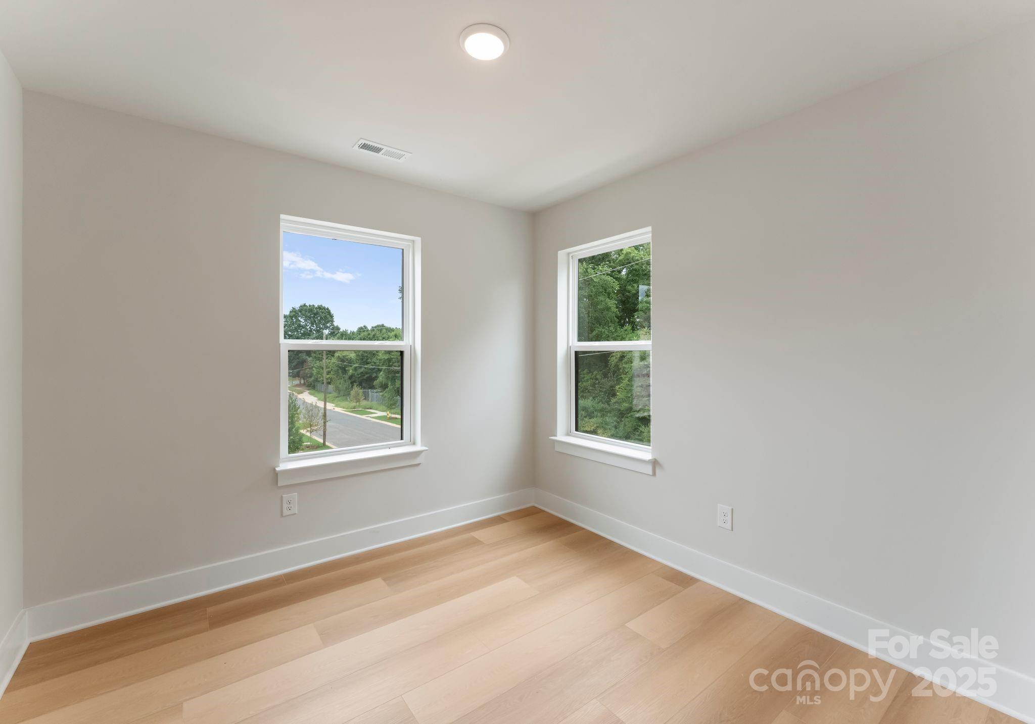 1535 W Rocky River Road