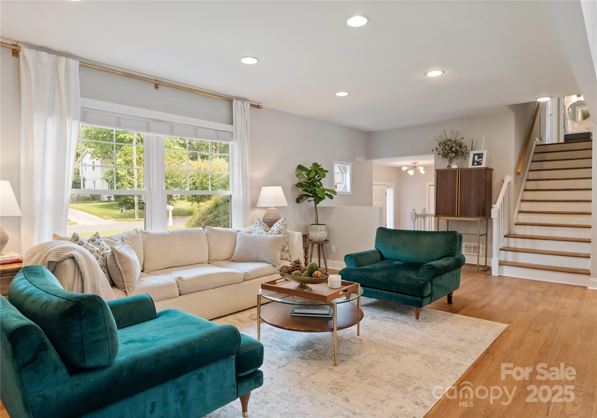 5936 Charing Place