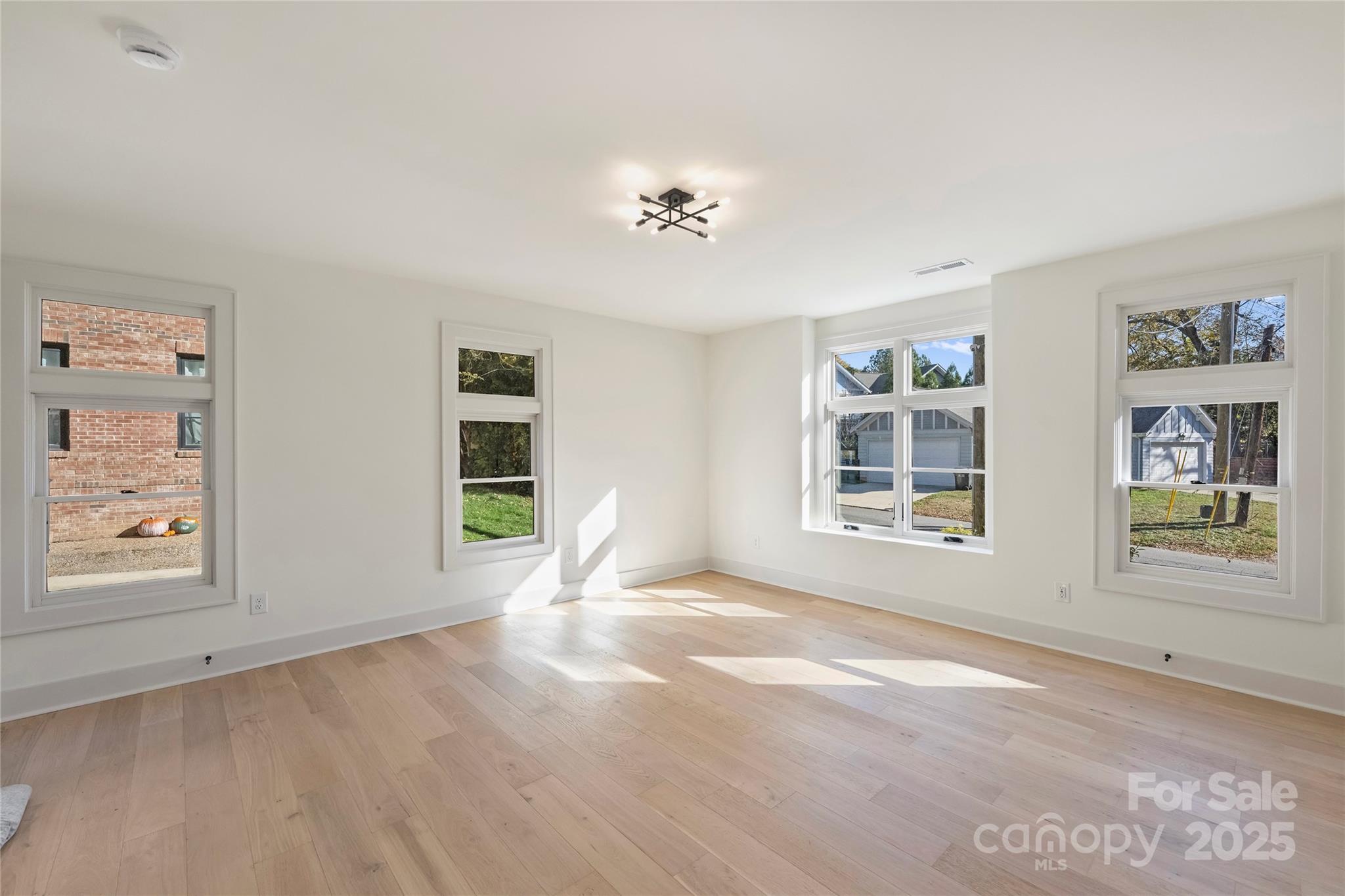 1724 Belvedere Avenue