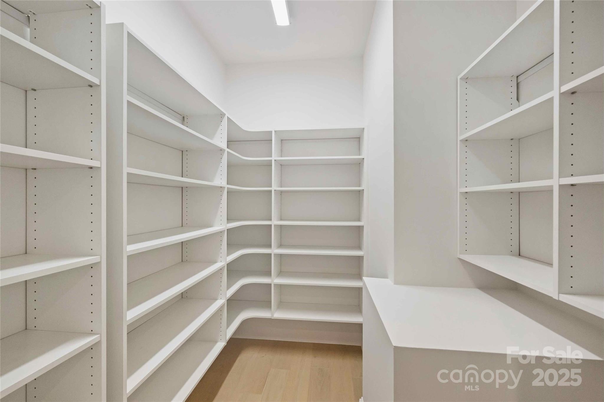 7010 Chateau Bordeaux Lane