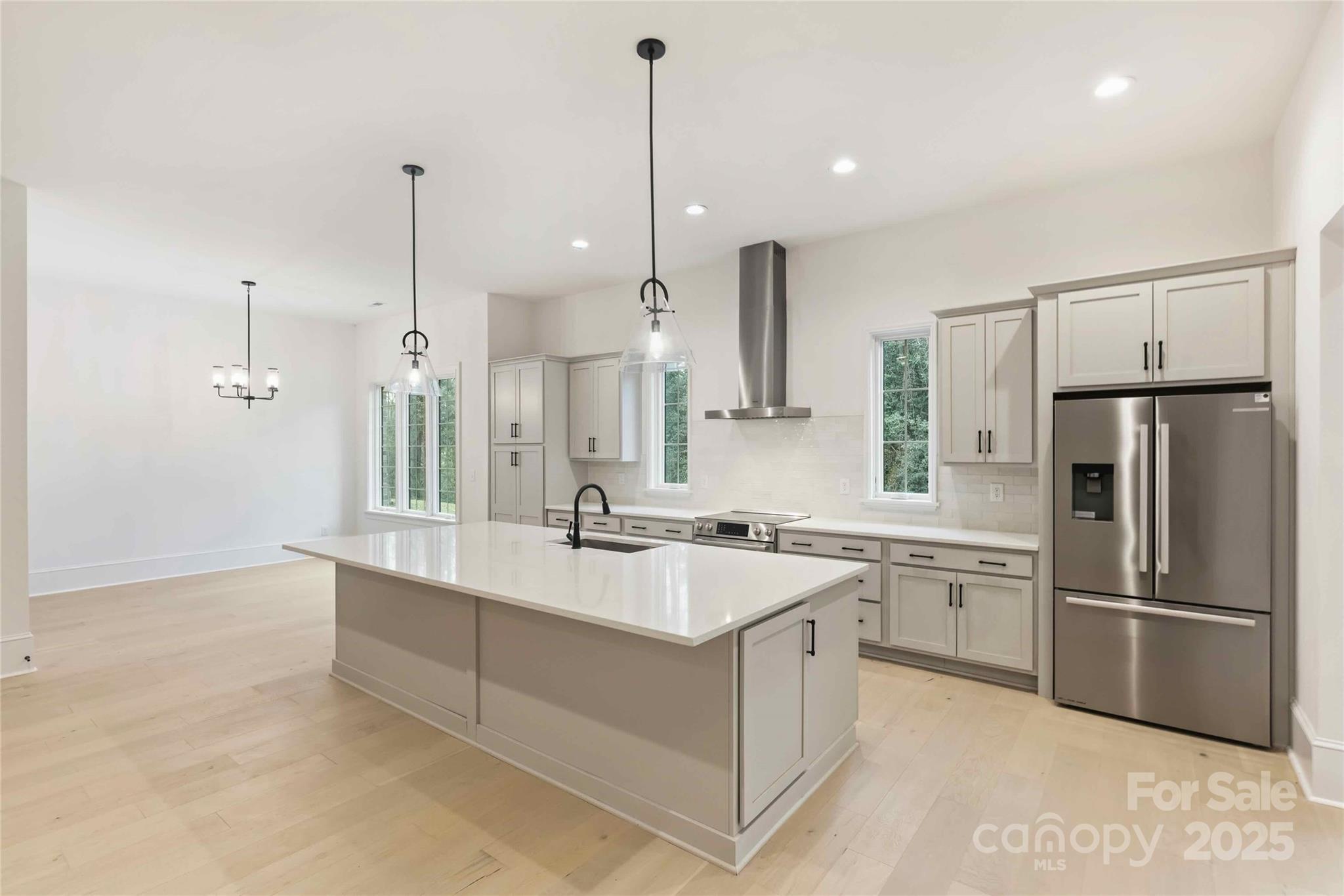 7010 Chateau Bordeaux Lane