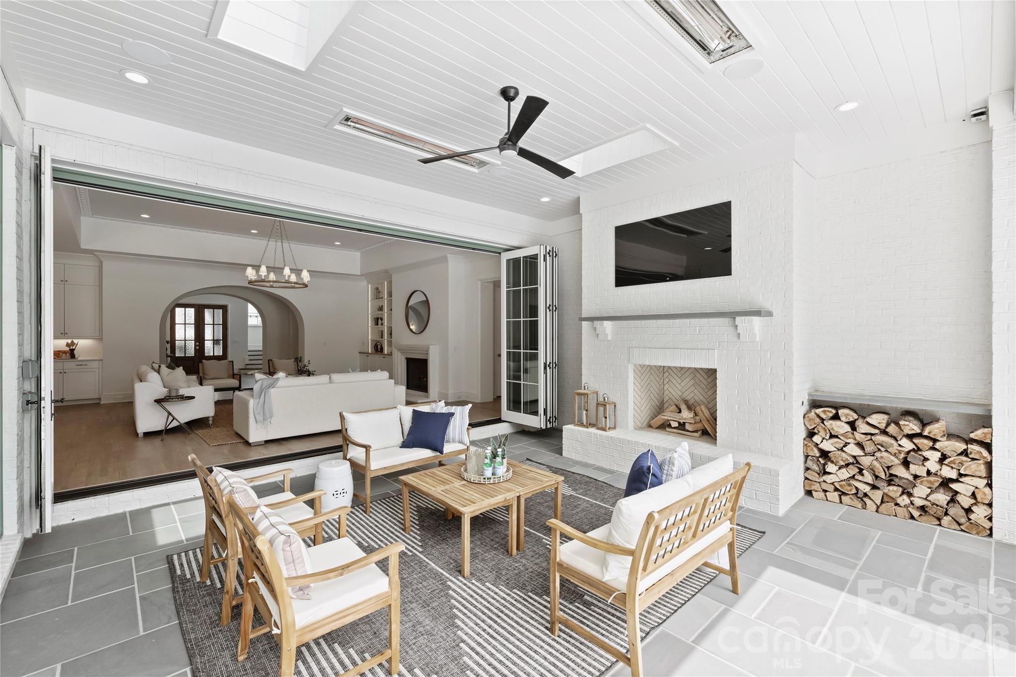 2739 Idlewood Circle