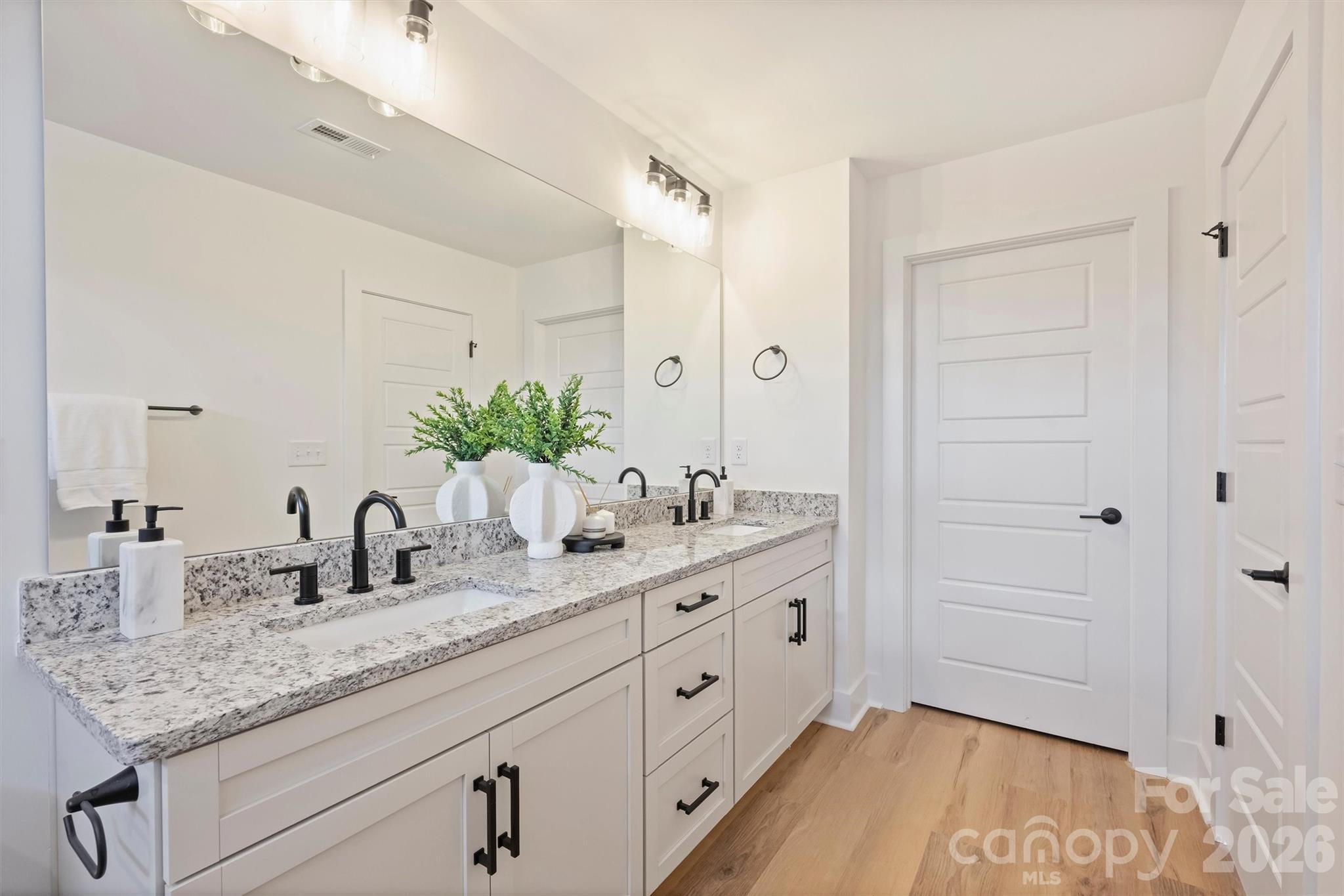 10723 Mallard Creek Road