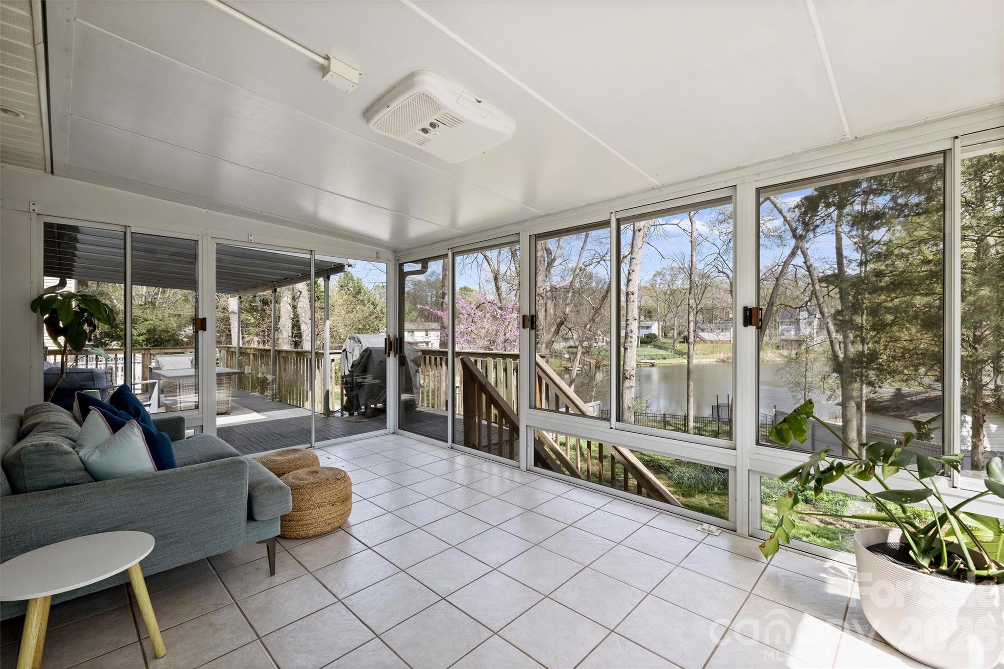 6021 Carpenter Drive