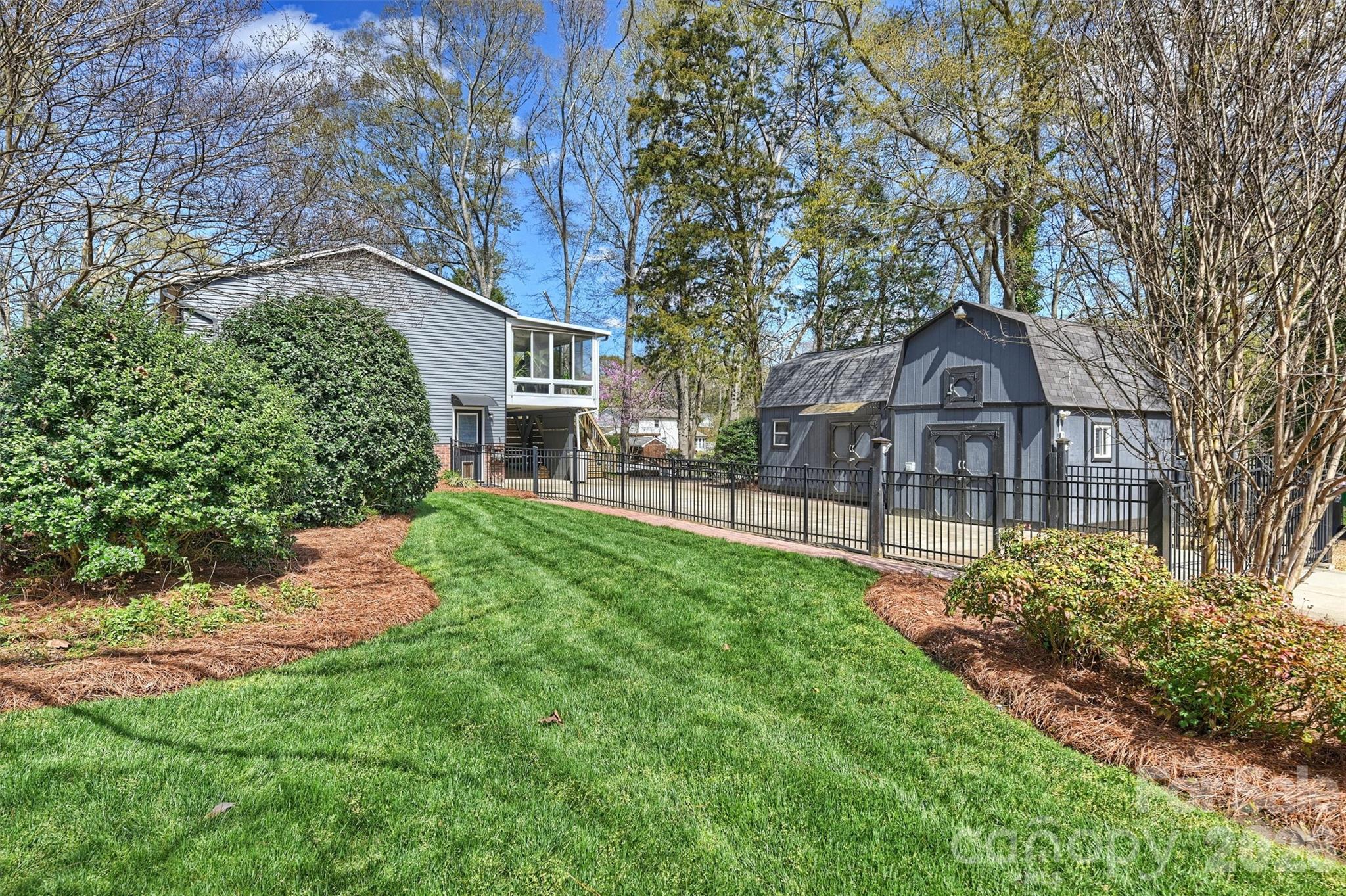 6021 Carpenter Drive