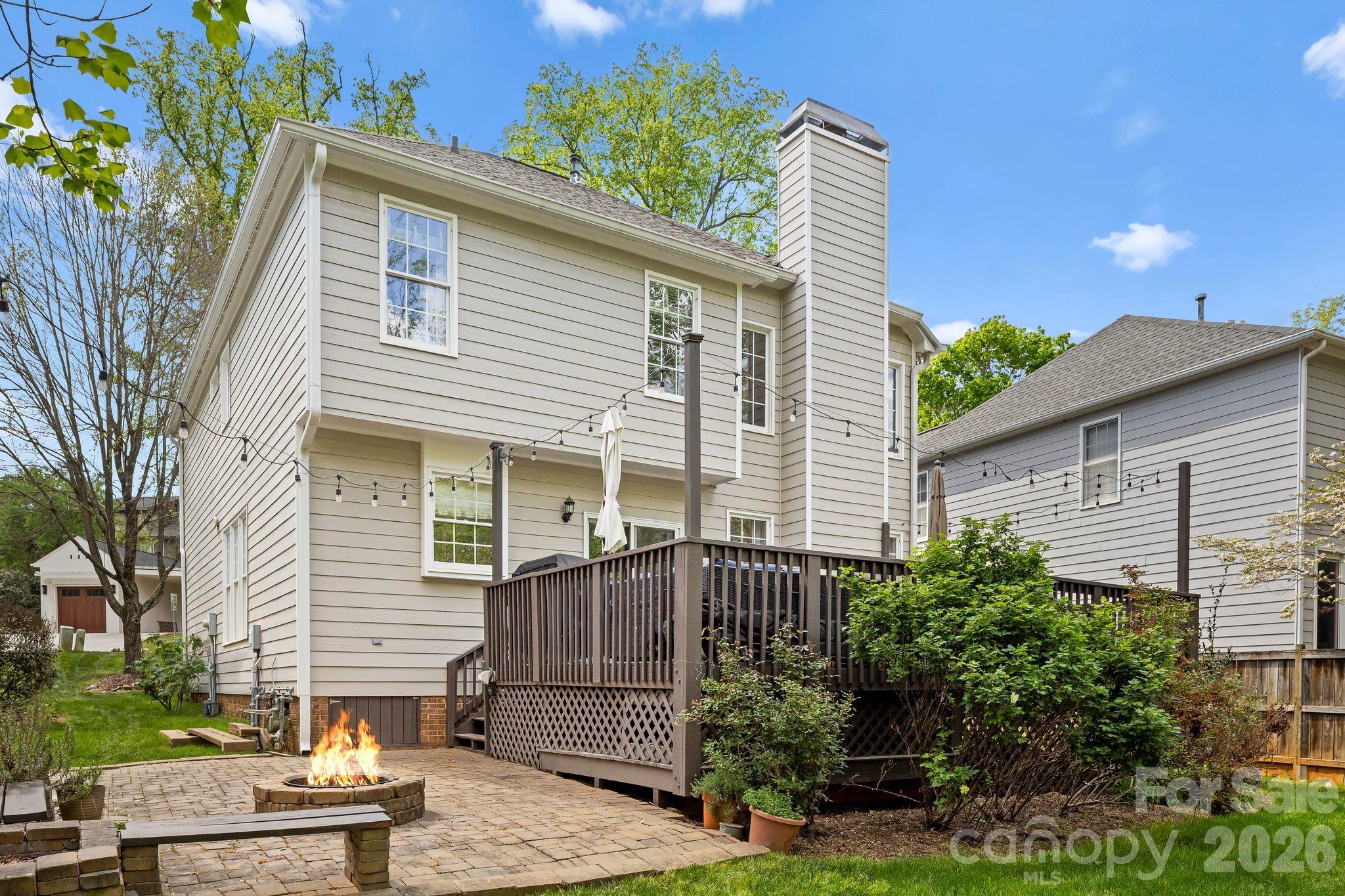 2112 Sablewood Drive