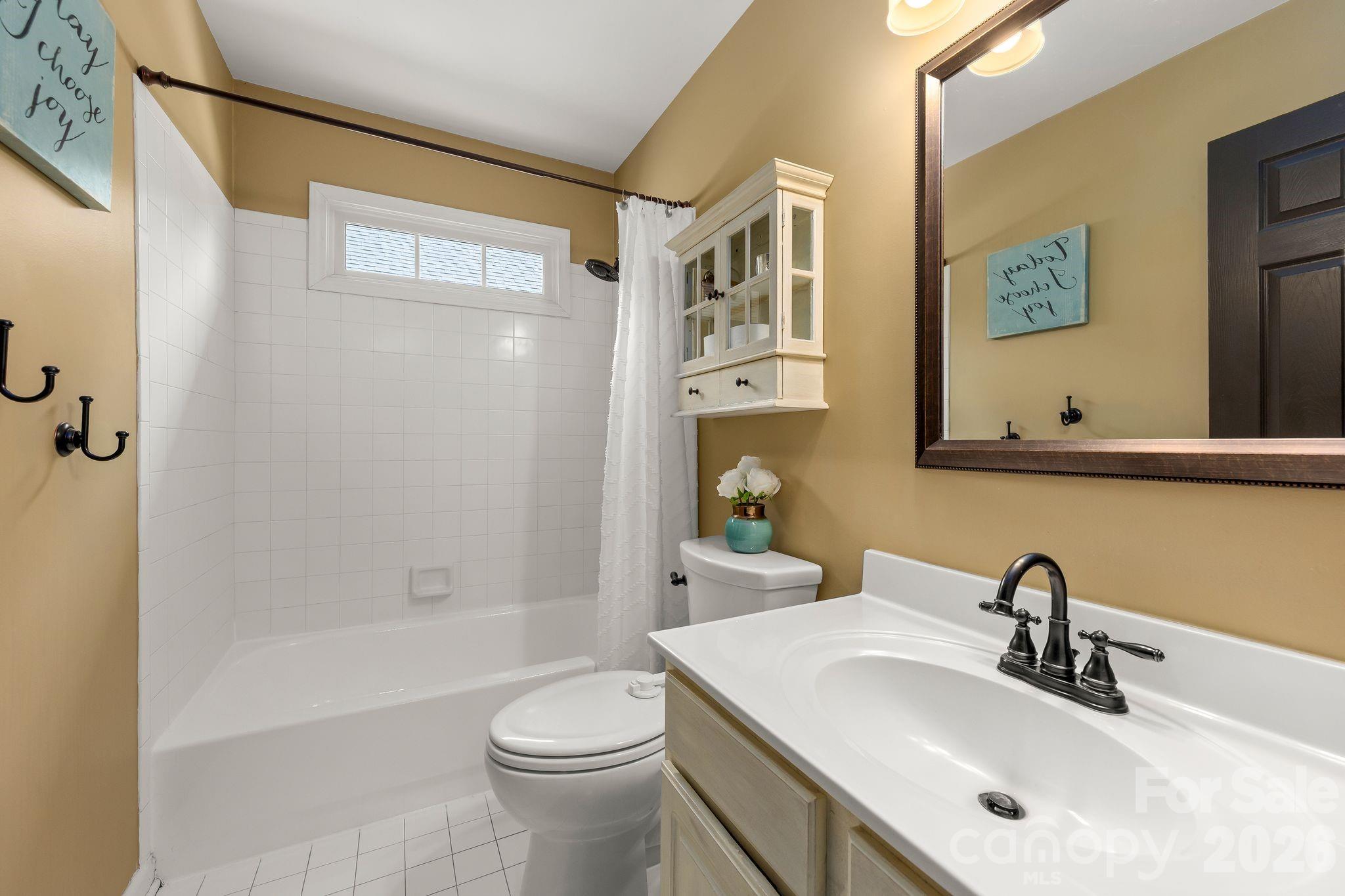 2112 Sablewood Drive