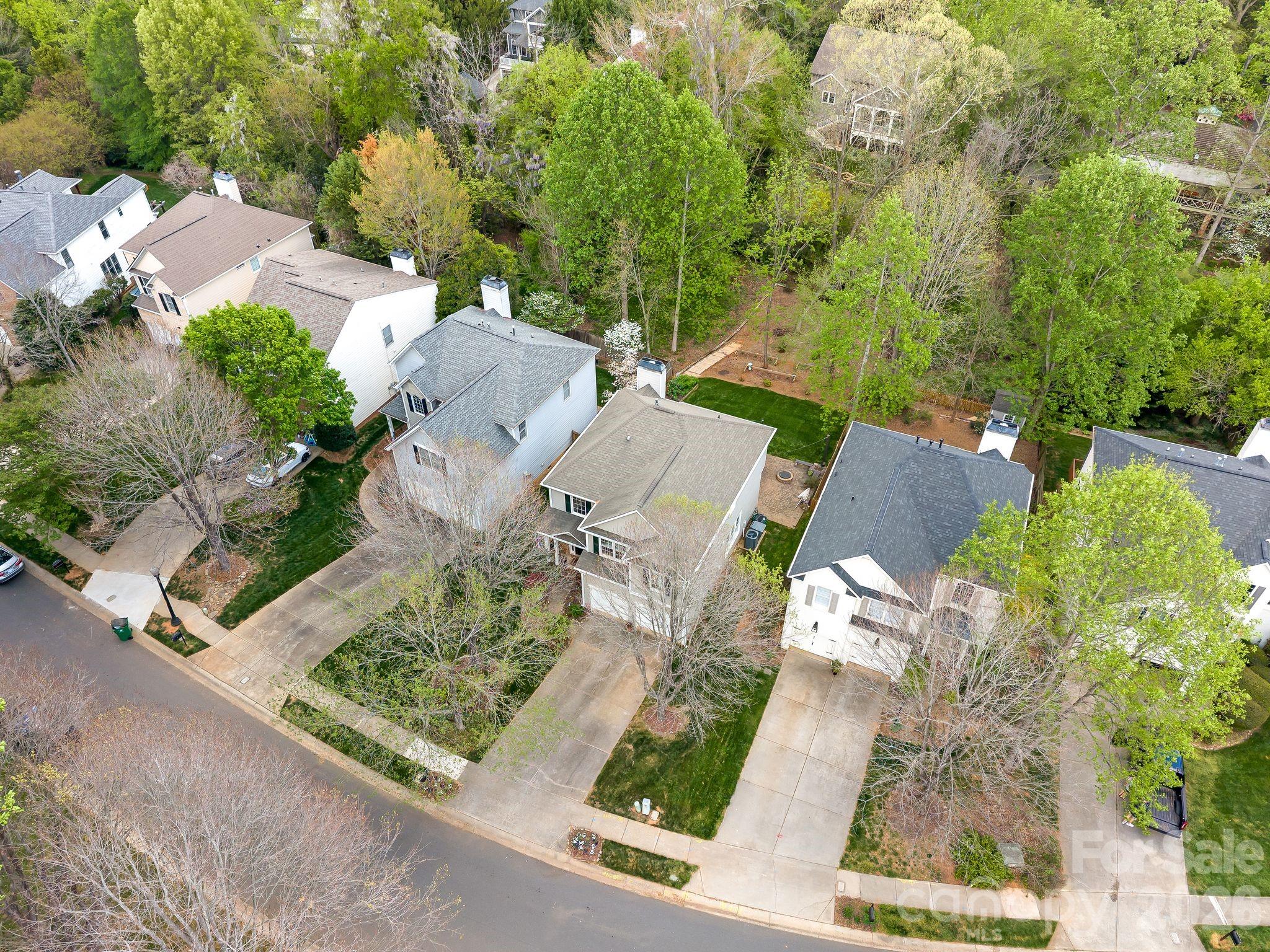 2112 Sablewood Drive