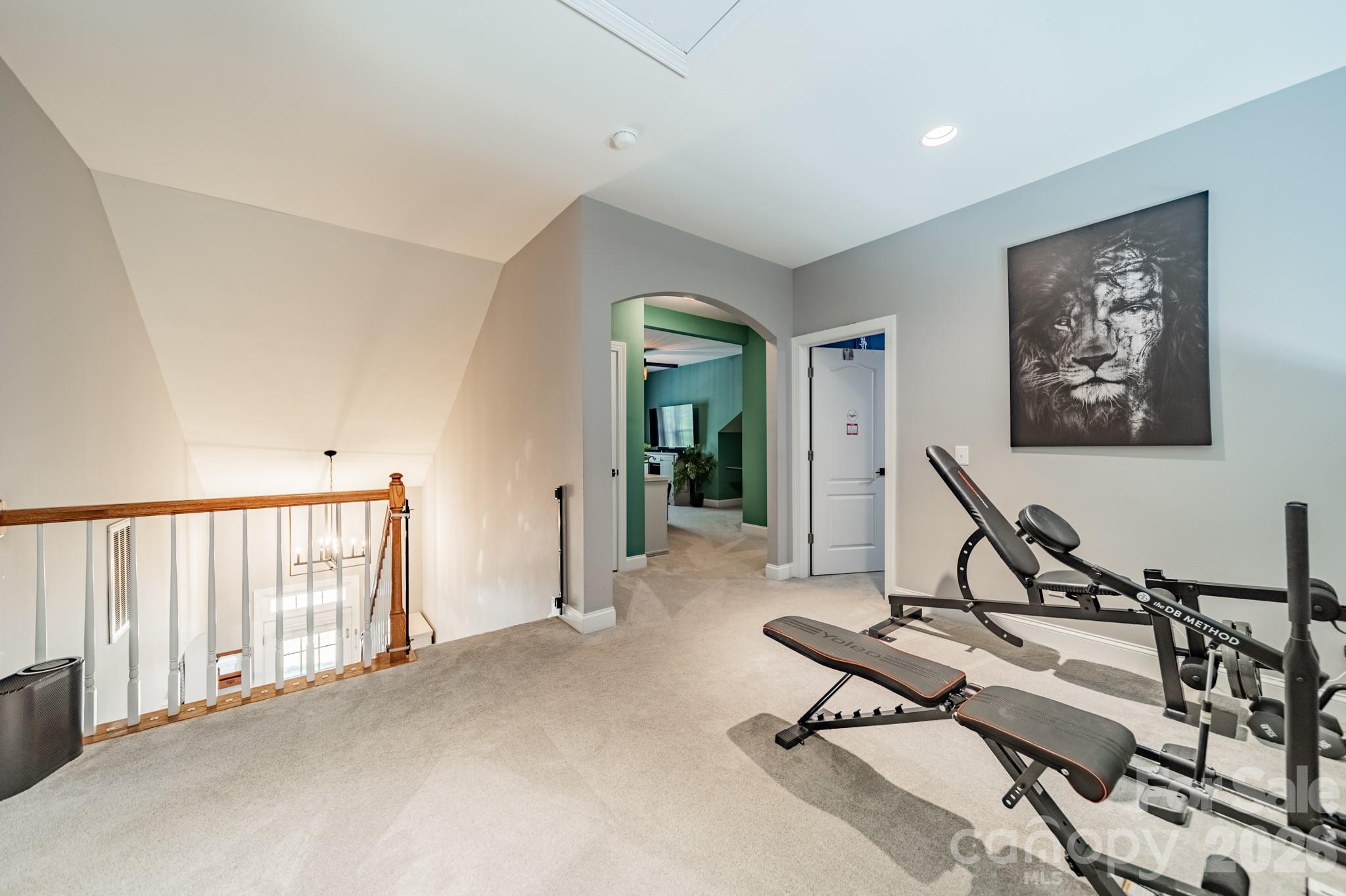 1204 Woodglen Lane
