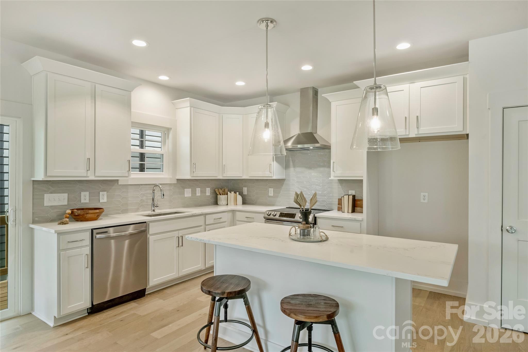 201 Coxe Avenue