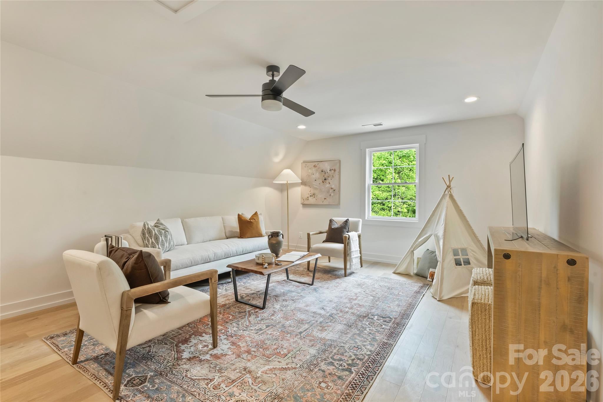 201 Coxe Avenue