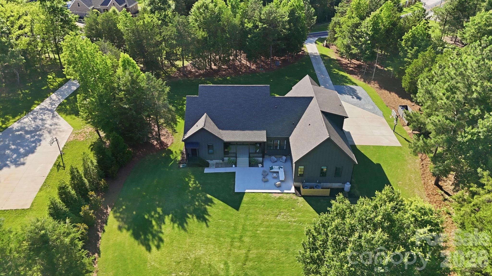 6816 W Duncan Road