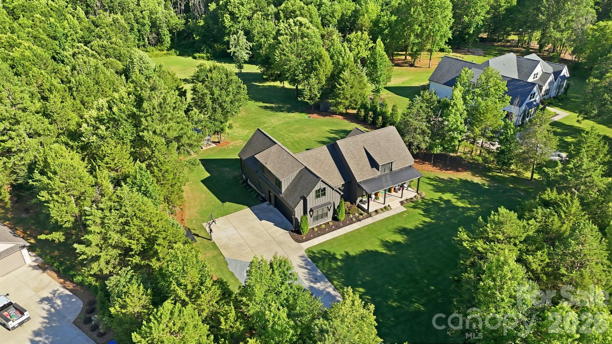 6816 W Duncan Road