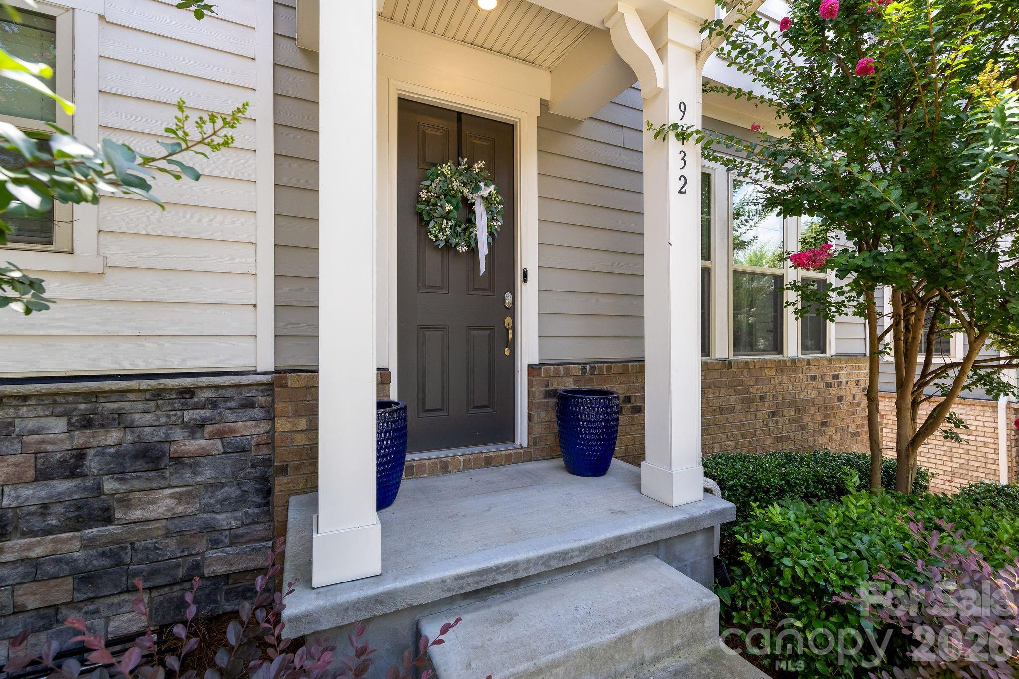 9432 Ainslie Downs Street