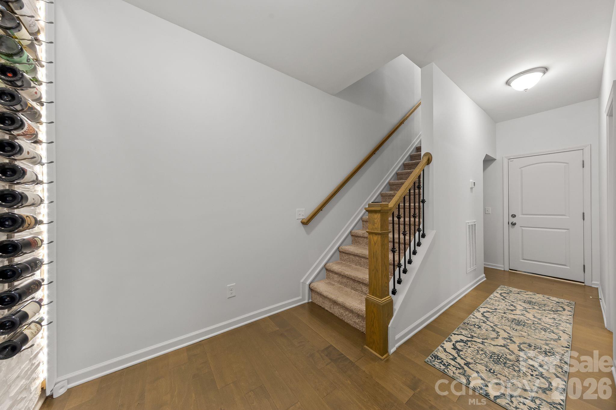 9432 Ainslie Downs Street
