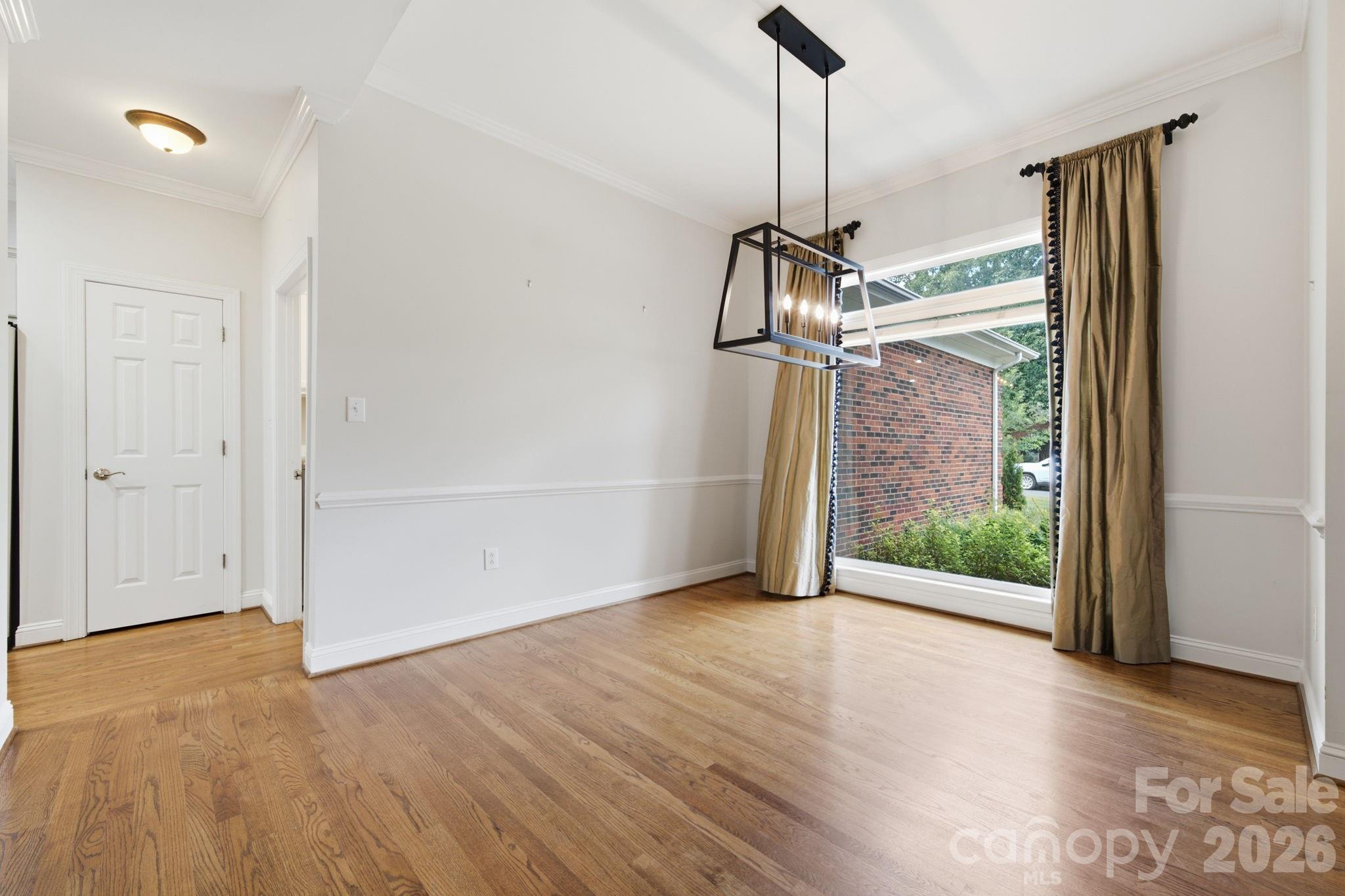 1423 Porch Swing Lane