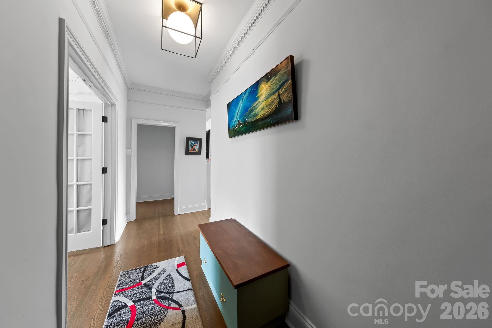 301 W 10th Street Unit: 407
