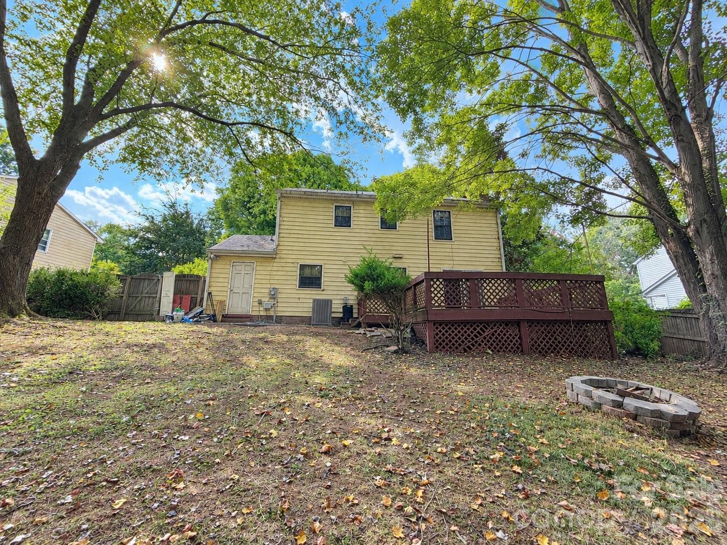1425 Longbrook Drive