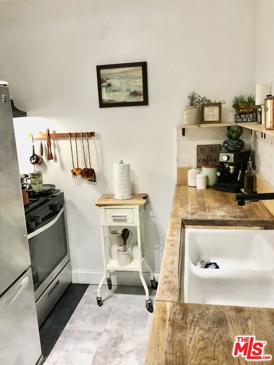 815 Pacific Avenue Unit: 9