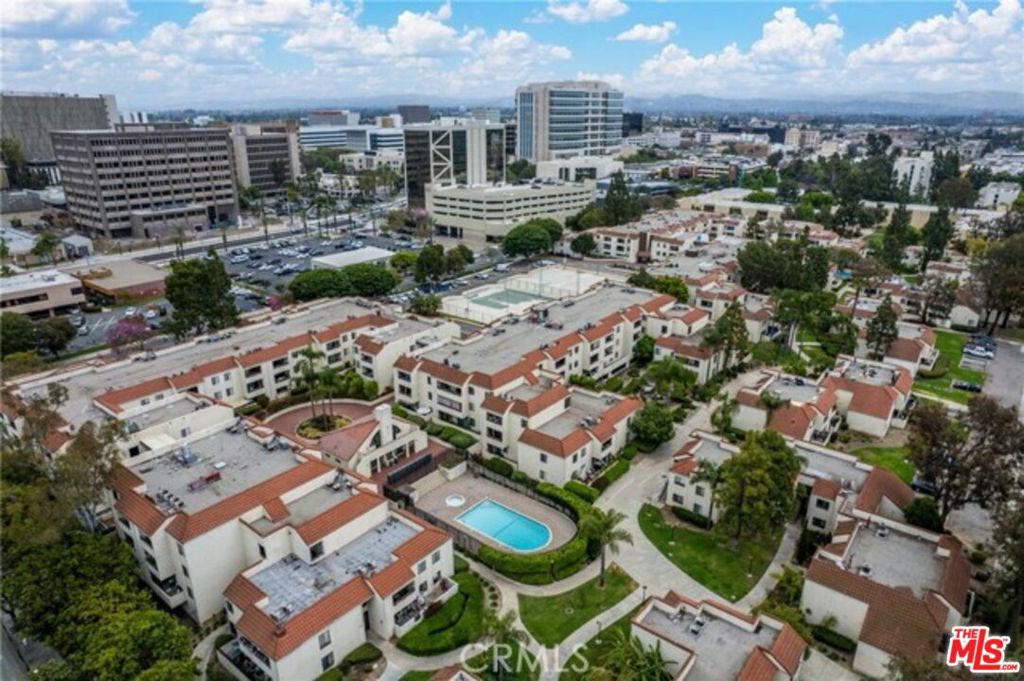 700 W 3rd Street A219