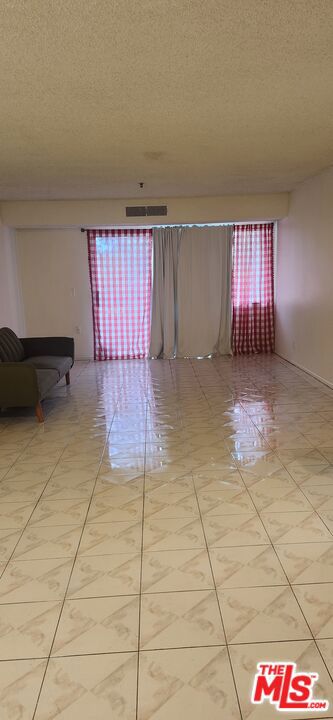 700 W 3rd Street A219