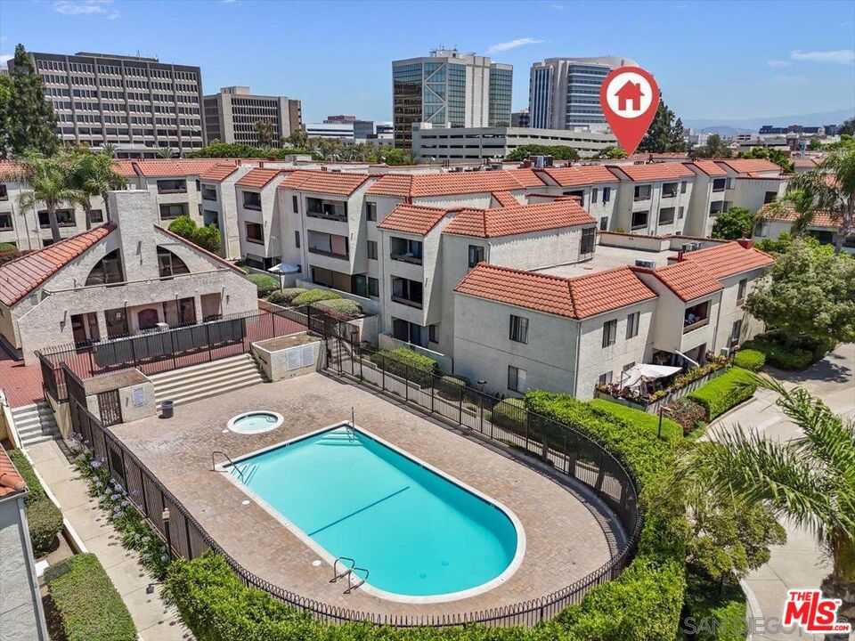 700 W 3rd Street A219