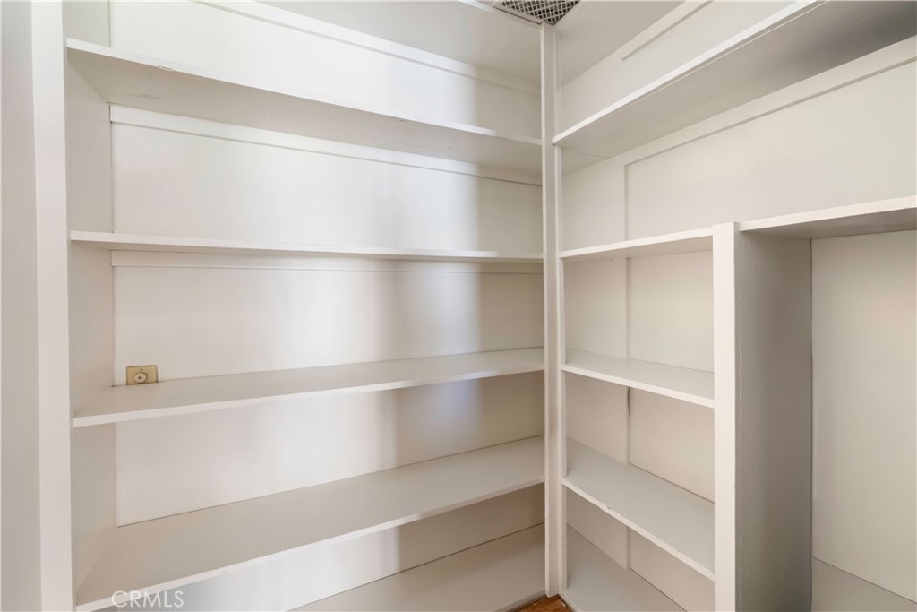 6923 E Keynote Street