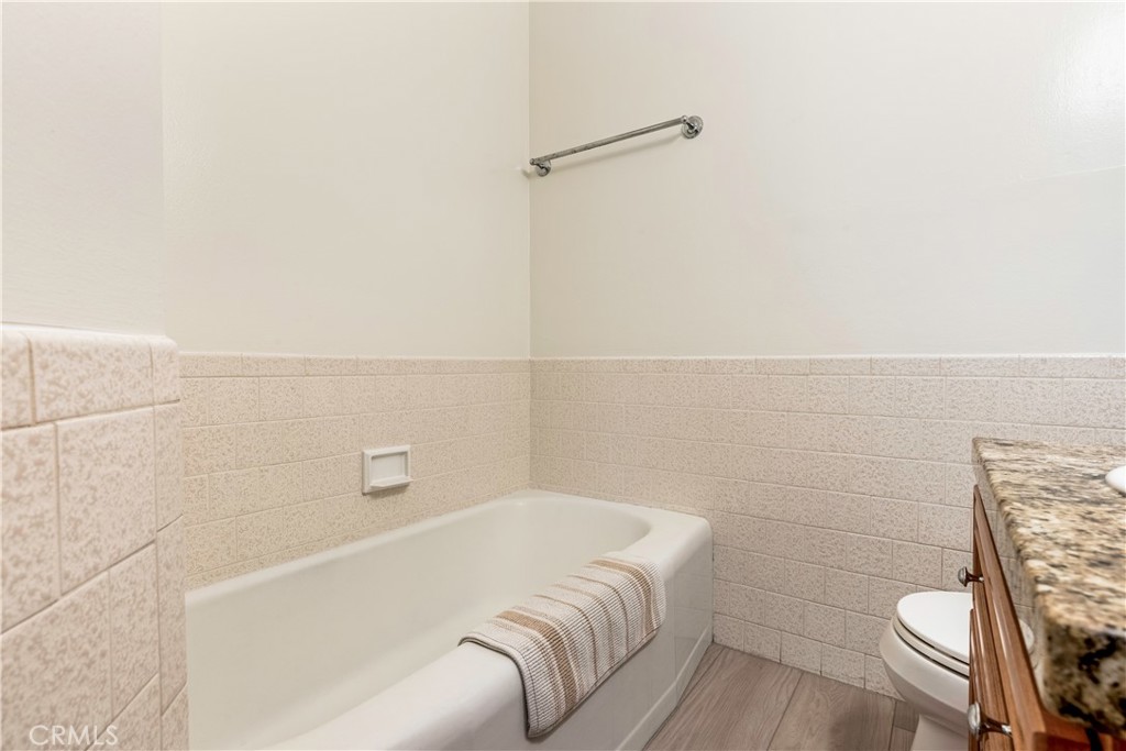 6923 E Keynote Street