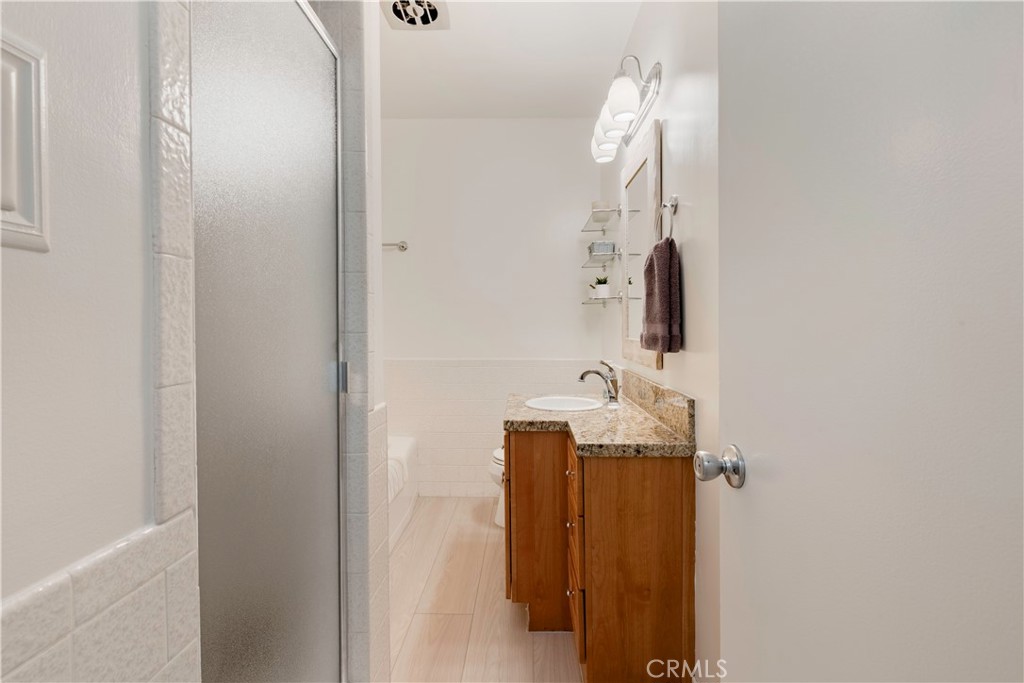 6923 E Keynote Street