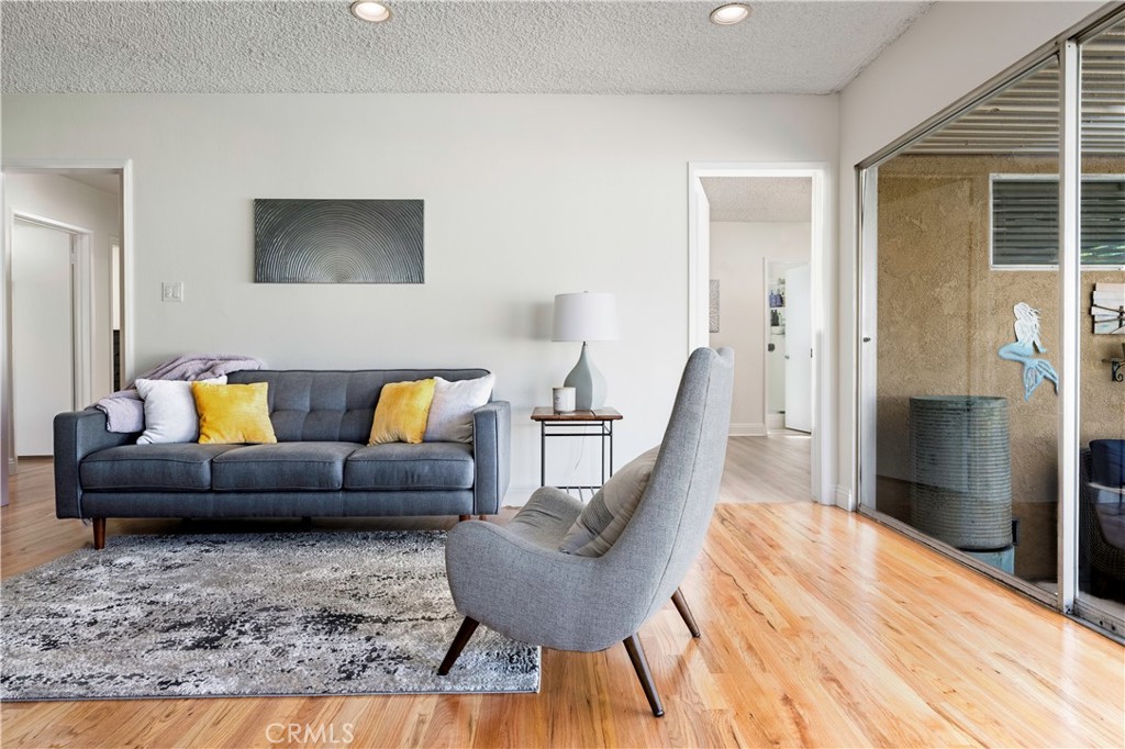 6923 E Keynote Street