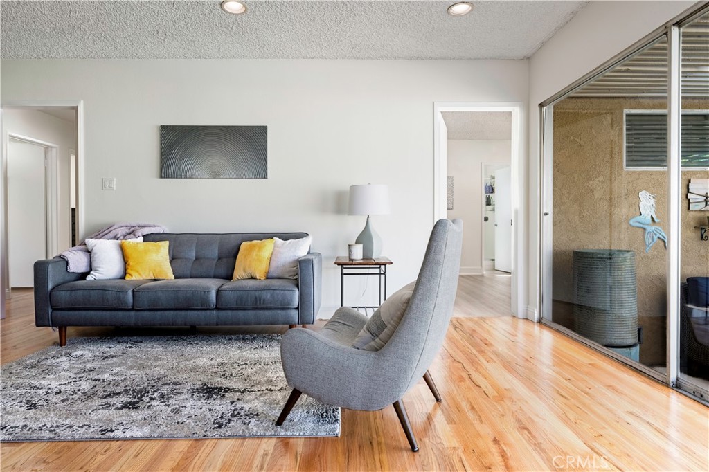 6923 E Keynote Street