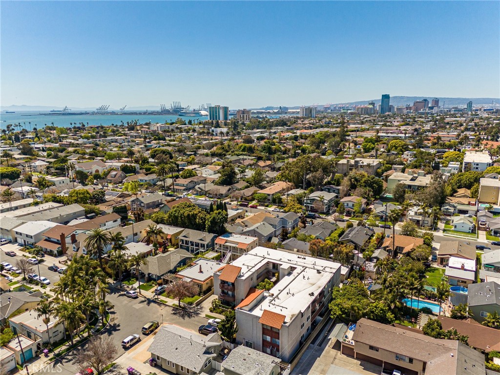 353 N Colorado Place 201