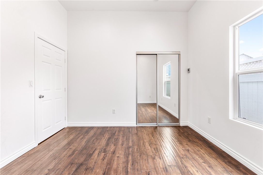 3627 E Vermont Street