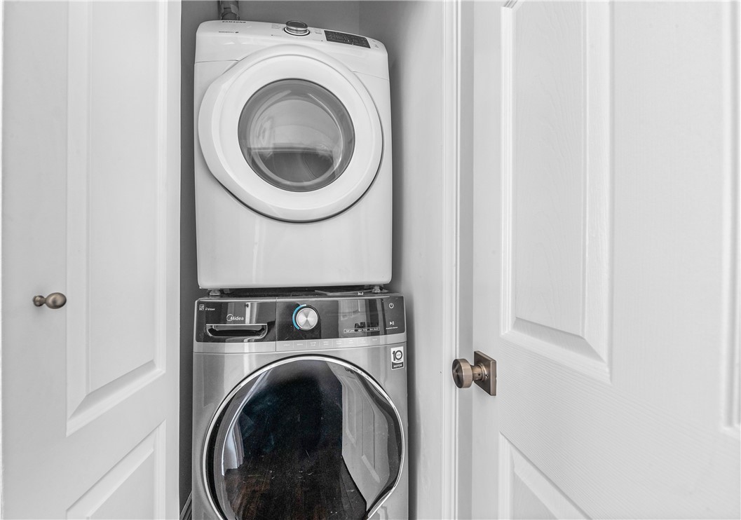 3627 E Vermont Street