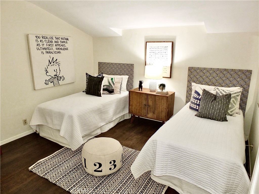 600 W Terrylynn Place