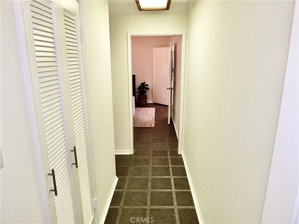 600 W Terrylynn Place