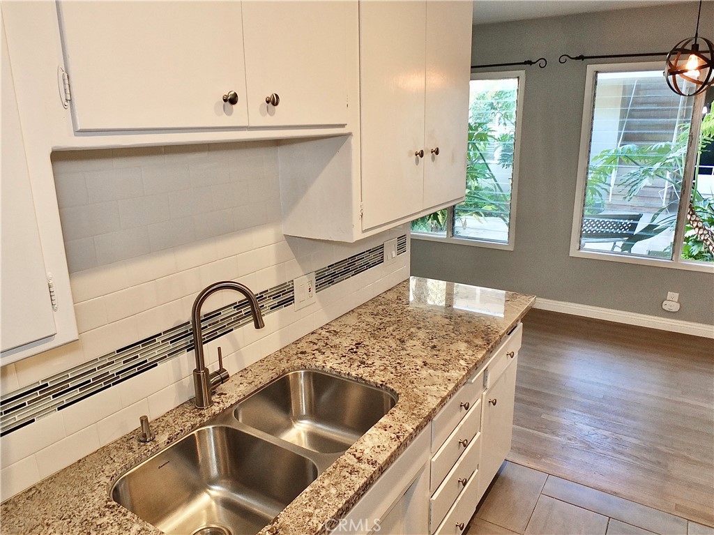 3042 E 3rd Street 15