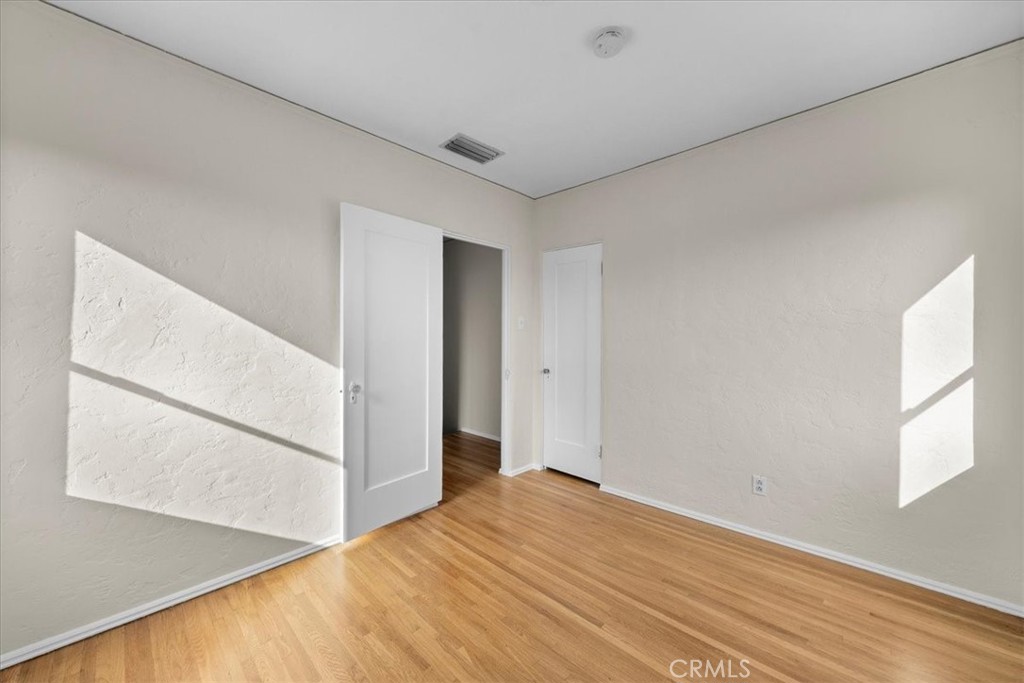 3736 Cerritos Avenue