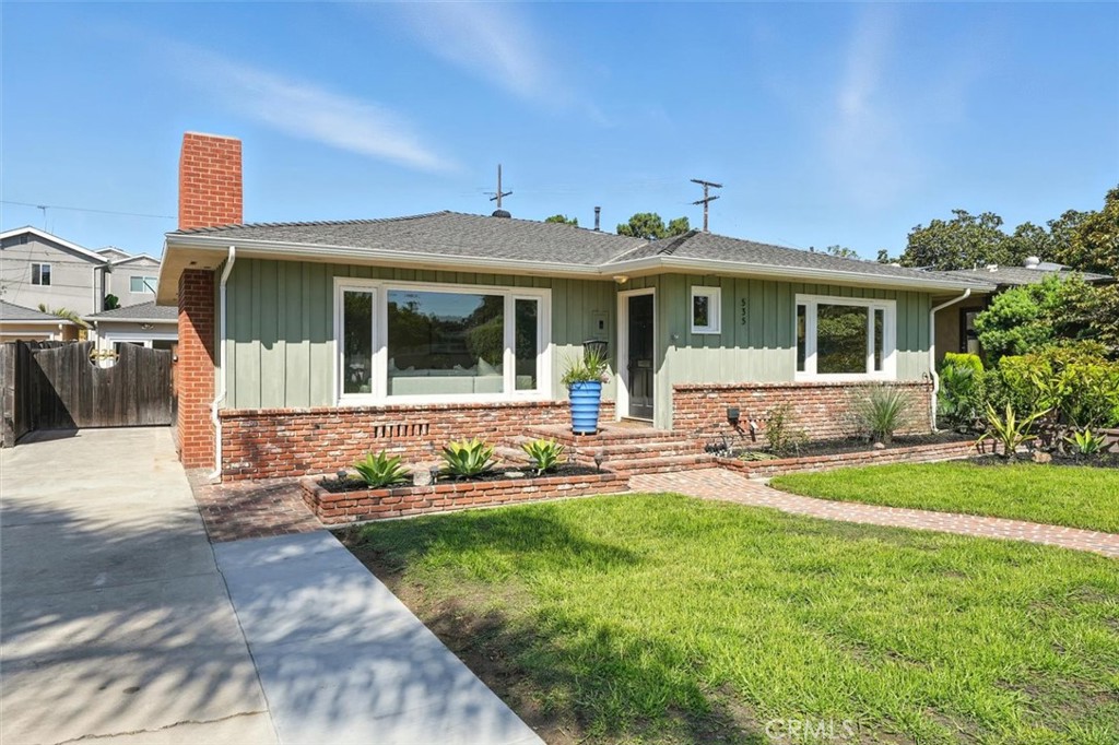 535 Panama Avenue