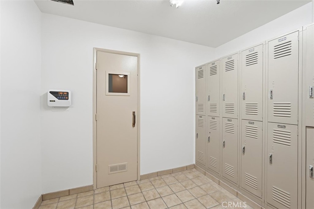 1140 E Ocean Blvd 141