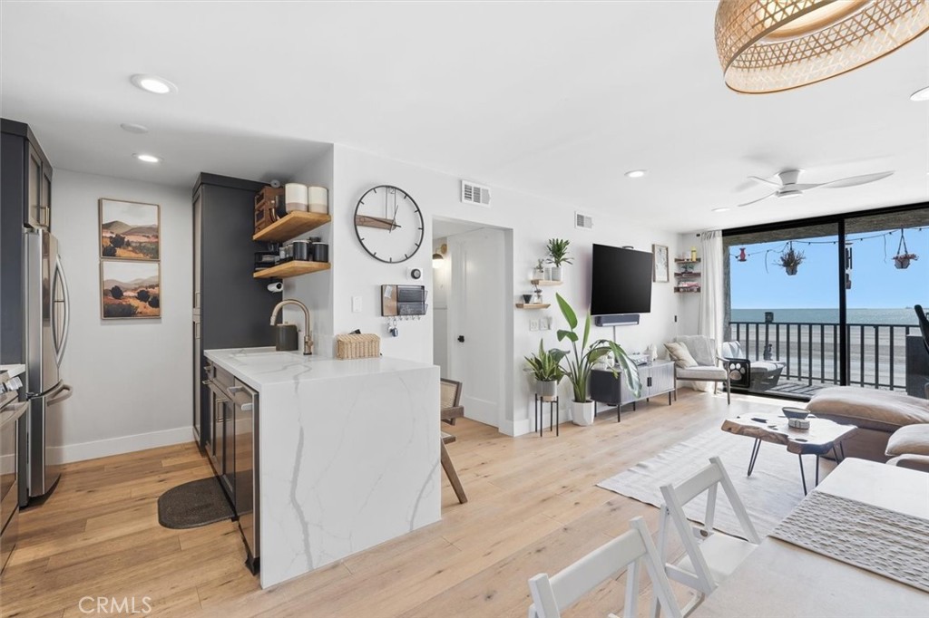 1140 E Ocean Blvd 141