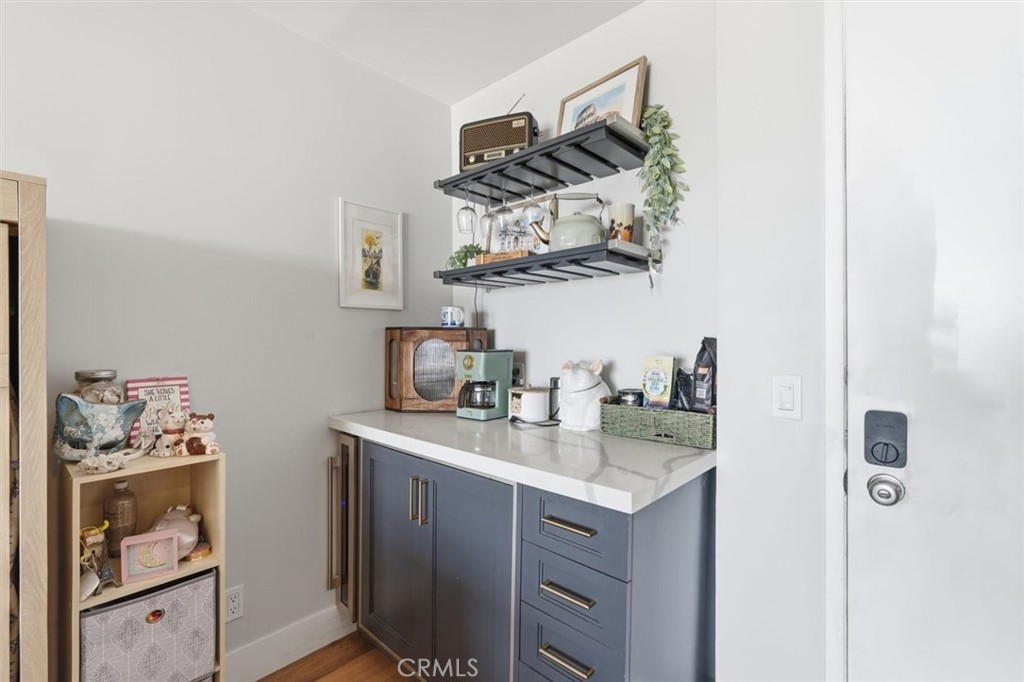 1140 E Ocean Blvd 141