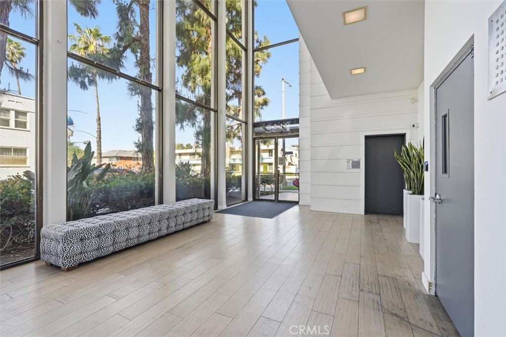 1140 E Ocean Blvd 141