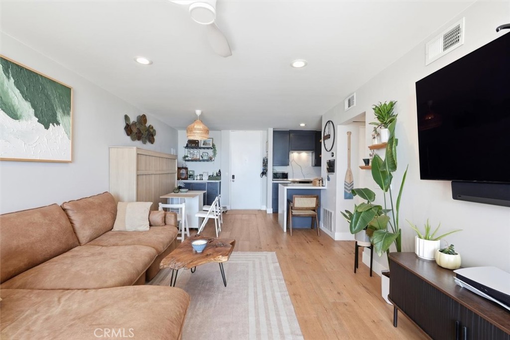 1140 E Ocean Blvd 141